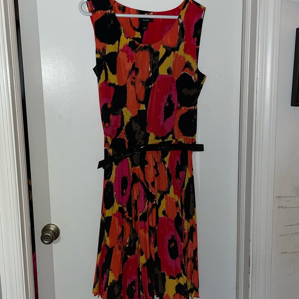 Alfani red floral dress with pleated skirt and belt size 16